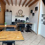 Dhotes A La Ferme