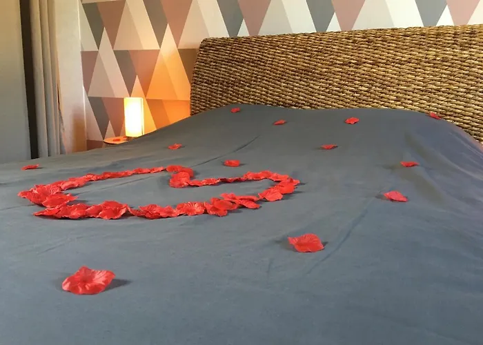 Dhotes A La Ferme Forest-Montiers