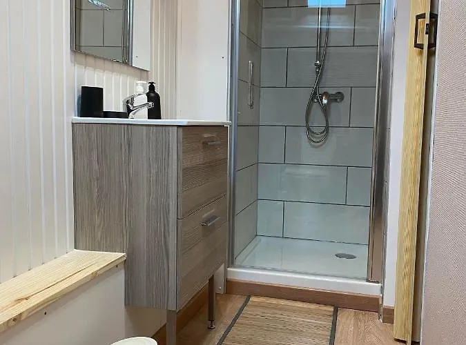 Dhotes A La Ferme Forest-Montiers