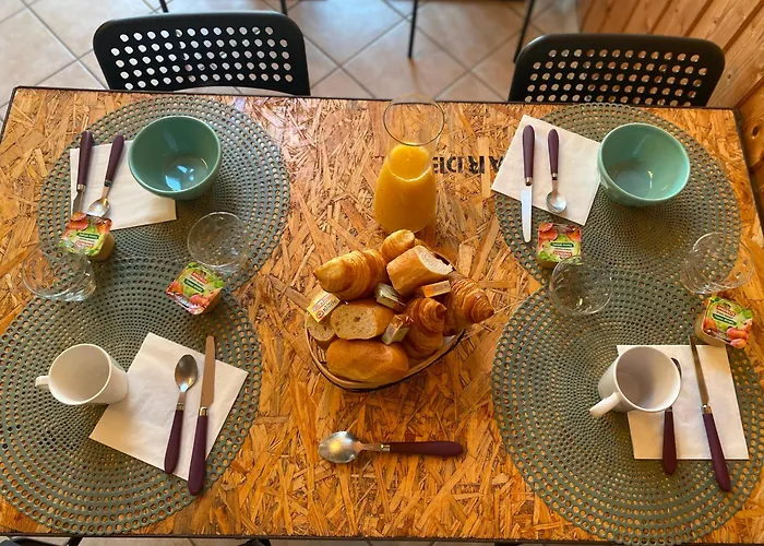 Dhotes A La Ferme Forest-Montiers